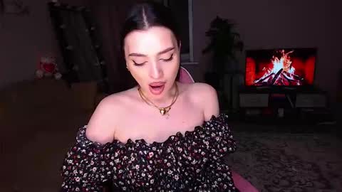 princessamira1 online show from 03-28-26, 01:54