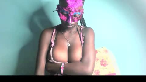 Snapshot of princessbiancah chatting on 09-12-25, 09:53 Nelly online show from 09-12-25, 09:53