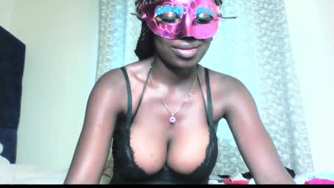Snapshot of princessbiancah chatting on 09-29-25, 06:18 Nelly online show from 09-29-25, 06:18