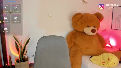 princessluna_14 online show from 12-16-25, 08:41