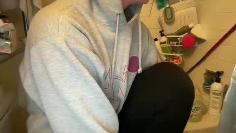 Snapshot of princessoftenis44 chatting on 02-24-25, 12:20 princessoftenis44 online show from 02-24-25, 12:20