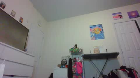 Snapshot of princesssativa chatting on 02-25-25, 07:52 online show from 02-25-25, 07:52