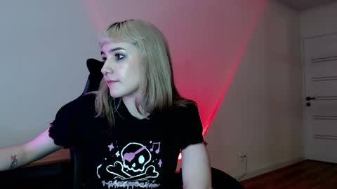 18 y.o online show from 03-03-25, 06:01