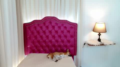 princessyanzy1 online show from 03-28-26, 02:55