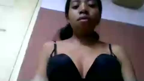 prisca880319 online show from 07-17-26, 04:41