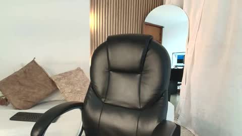 Priscila  online show from 01-09-26, 12:41