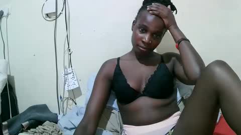 pritty_amber online show from 03-18-26, 08:45