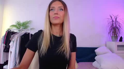 Snapshot of private_call chatting on 05-26-26, 08:43 Nansy online show from 05-26-26, 08:43
