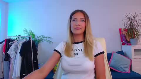Snapshot of private_call chatting on 07-23-26, 11:41 Nansy online show from 07-23-26, 11:41