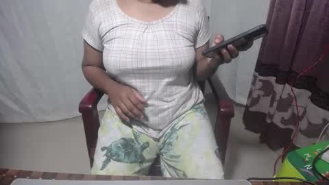 Snapshot of priyonti34 chatting on 11-03-25, 01:29 Priyonti ganguli online show from 11-03-25, 01:29