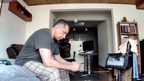 Snapshot of probardetodo chatting on 01-09-25, 06:36 Probardetodo independent model online show from 01-09-25, 06:36