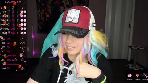 Snapshot of project_hisoka44 chatting on 12-20-24, 02:16 Di online show from 12-20-24, 02:16