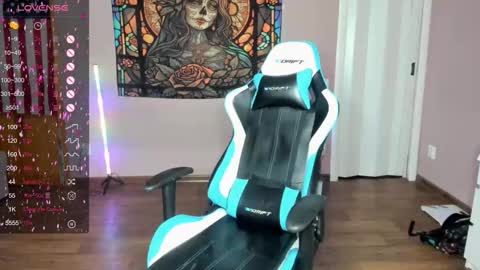 Snapshot of project_hisoka44 chatting on 09-11-25, 01:49 Di online show from 09-11-25, 01:49