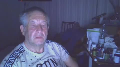 Snapshot of projectorepson chatting on 04-18-26, 07:58 projectorepson online show from 04-18-26, 07:58
