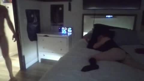 Snapshot of properfuct chatting on 10-28-25, 07:23 Properfuct online show from 10-28-25, 07:23