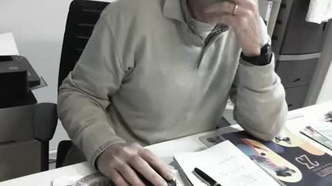 mature hairy guy online show from 12-19-24, 05:08