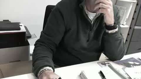 mature hairy guy online show from 11-11-25, 06:08