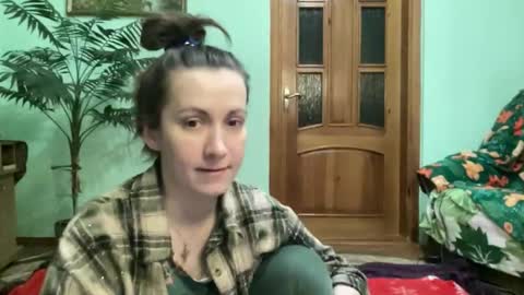 proud sweet 21 online show from 05-16-26, 12:18