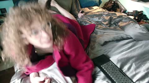 prxscillia_tx online show from 01-07-25, 08:45