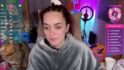 Queen of Pain online show from 12-19-24, 01:28