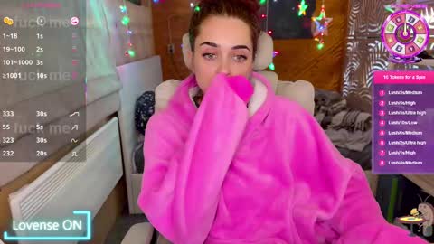 Queen of Pain online show from 02-18-25, 01:44