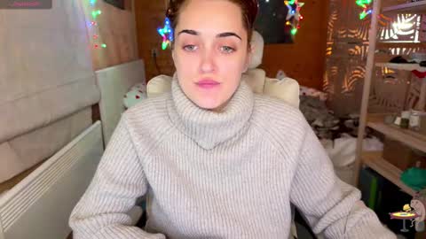 Queen of Pain online show from 02-25-25, 04:10