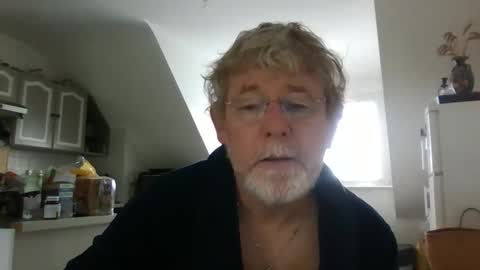 Snapshot of ptitrouquin chatting on 09-25-25, 07:56 ptitrouquin online show from 09-25-25, 07:56