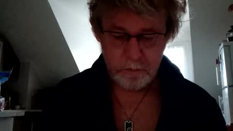 Snapshot of ptitrouquin chatting on 10-16-25, 06:47 ptitrouquin online show from 10-16-25, 06:47