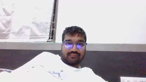 Snapshot of ptl1711 chatting on 10-28-25, 04:31 ptl1711 online show from 10-28-25, 04:31