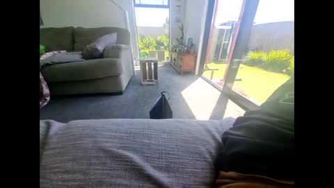 Public online show from 12-18-24, 01:48