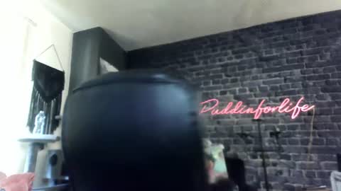 Snapshot of puddinforlife chatting on 08-04-26, 01:36 Krystle online show from 08-04-26, 01:36