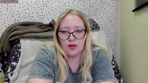 puffybun online show from 03-01-26, 08:55