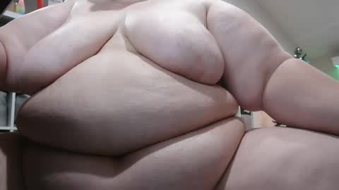 Snapshot of pugglelover chatting on 12-02-24, 11:56 Puggie - online show from 12-02-24, 11:56