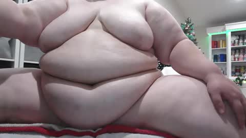 Snapshot of pugglelover chatting on 12-19-24, 12:02 Puggie - online show from 12-19-24, 12:02