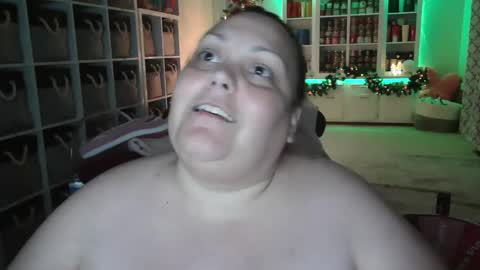 Snapshot of pugglelover chatting on 12-23-24, 06:55 Puggie - online show from 12-23-24, 06:55