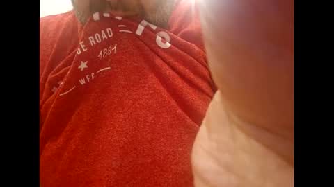 Snapshot of pulpdiction2 chatting on 10-21-25, 03:18 Pulp online show from 10-21-25, 03:18