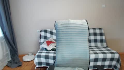 Polly online show from 03-11-26, 05:35