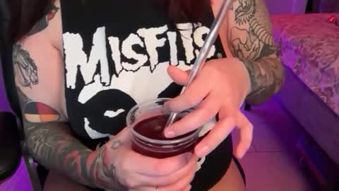 Pumpkin bunny online show from 03-08-26, 07:01