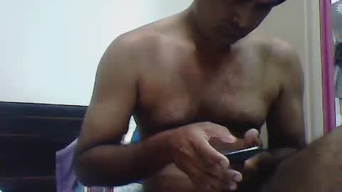 Snapshot of puneguyoncam chatting on 05-29-26, 05:00 puneguyoncam online show from 05-29-26, 05:00