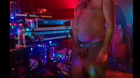 punkrunr083 online show from 05-25-26, 10:32