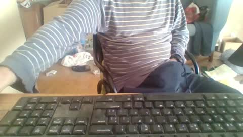 pup_y online show from 10-27-25, 09:46