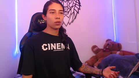 Cris online show from 02-04-25, 02:53