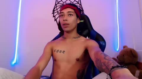 Cris online show from 02-21-25, 02:59