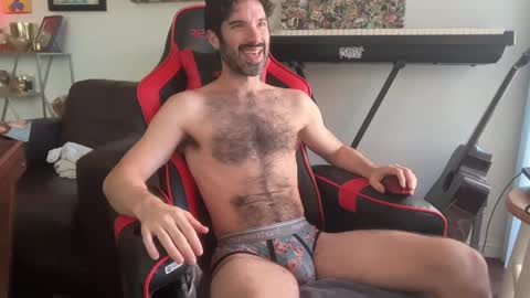 Pup Scritch online show from 02-04-26, 04:24