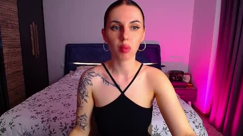 Julia online show from 04-03-26, 04:49