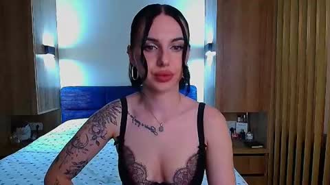 Snapshot of pure_temptation_j chatting on 07-16-26, 04:57 Julia online show from 07-16-26, 04:57