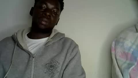 Snapshot of pureblack_ chatting on 10-05-25, 06:17 Pureblack online show from 10-05-25, 06:17
