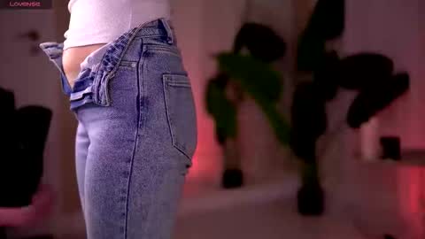 Emily online show from 02-02-26, 04:22