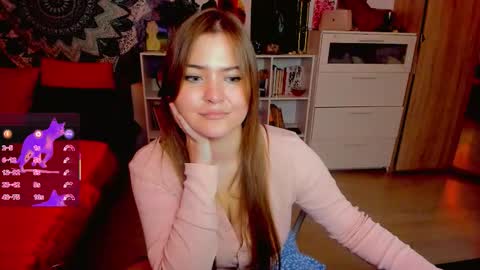 Snapshot of purehanna chatting on 12-19-25, 08:49 Miss Hanna online show from 12-19-25, 08:49