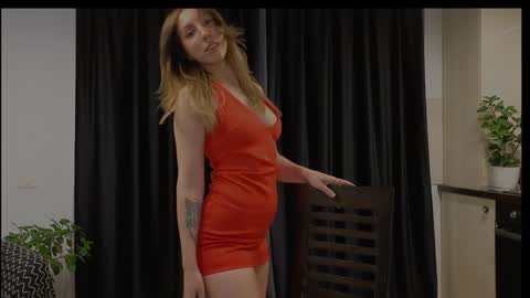 Isabelle online show from 03-27-26, 07:46